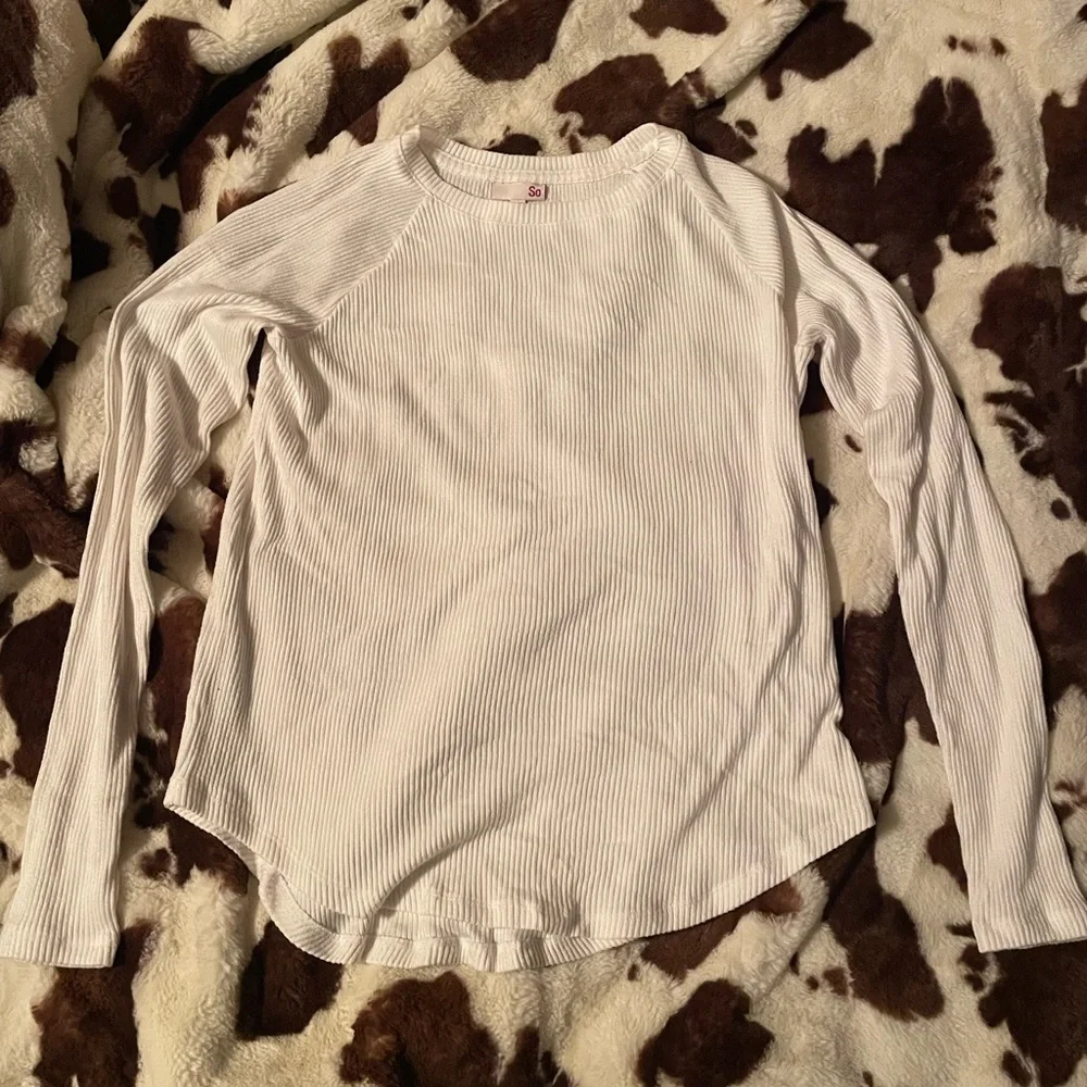 White Ribbed Sweater - Picture 2 of 3